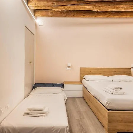 Private Cinema-upper City-wifi-ac Appartement Bergame