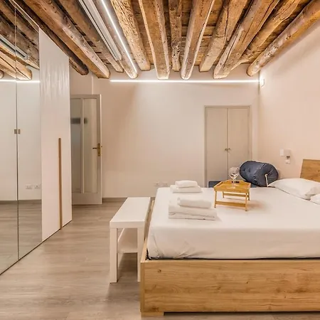 Private Cinema-upper City-wifi-ac Appartement Bergame